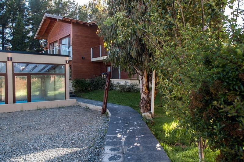 Apart Hotel Raices Patagonicas Диня Хуапи Екстериор снимка